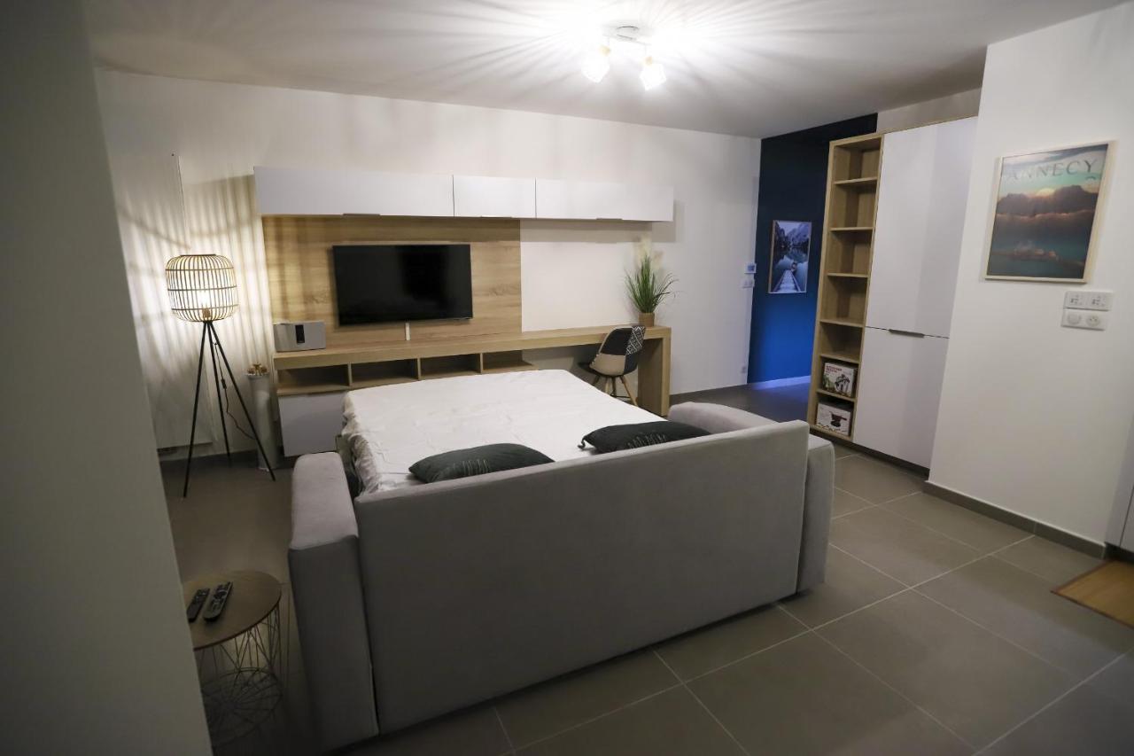 La Plume Vue Lac 3 Etoiles - Garage Prive, Secteur Recherche, Moderne & Tout Equipe, 6 Personnes Annecy Eksteriør bilde